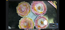 Cargar imagen en el visor de la galería, CLASE DE POSAVASOS FLOWER BLOOM