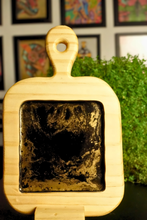 Cargar imagen en el visor de la galería, Bandeja sushi: cuenco negro dorado
