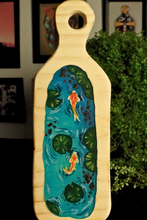 Cargar imagen en el visor de la galería, Bandeja con Mango: Kois, Pintura Encapsulada
